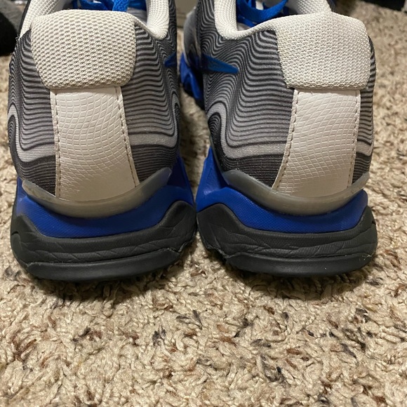 Reebok - Picture 5 of 5